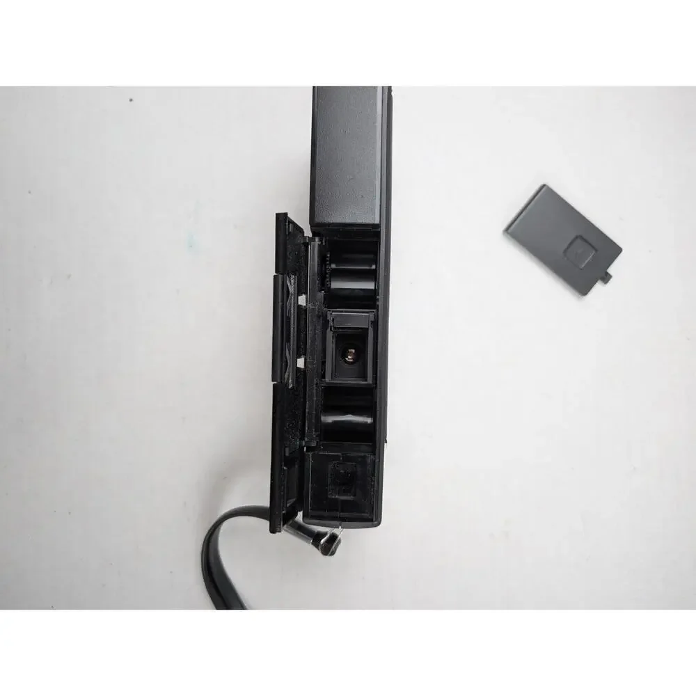 Vivitar Tele 603 35mm Film Camera Slim Point & Shoot Flash Untested